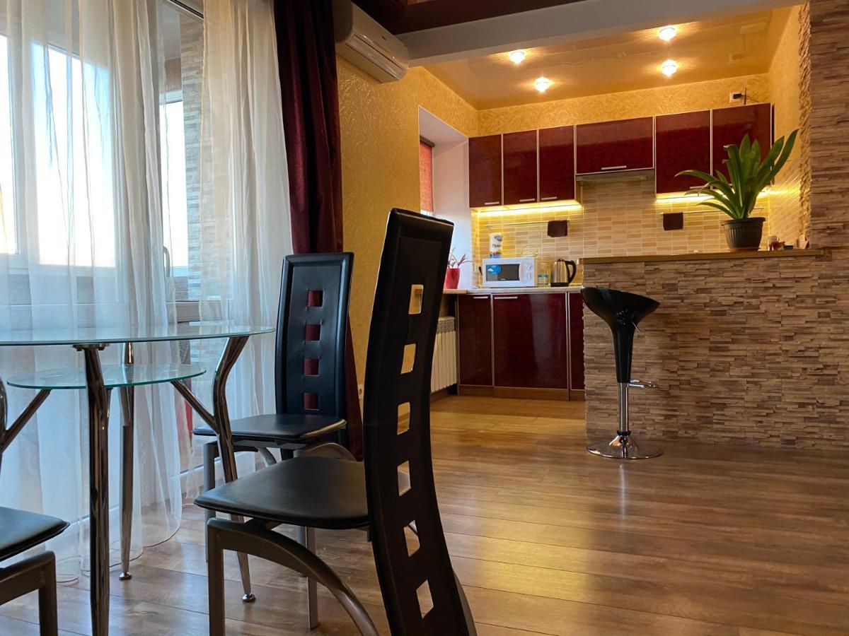New Apartments With Panoramic Views On Avenue Nauky Charkiw Exterior foto