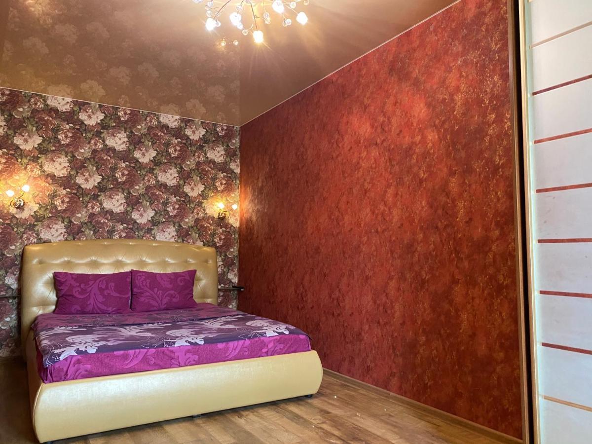 New Apartments With Panoramic Views On Avenue Nauky Charkiw Exterior foto