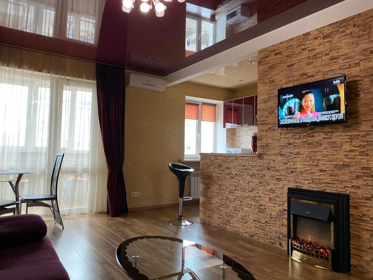 New Apartments With Panoramic Views On Avenue Nauky Charkiw Exterior foto