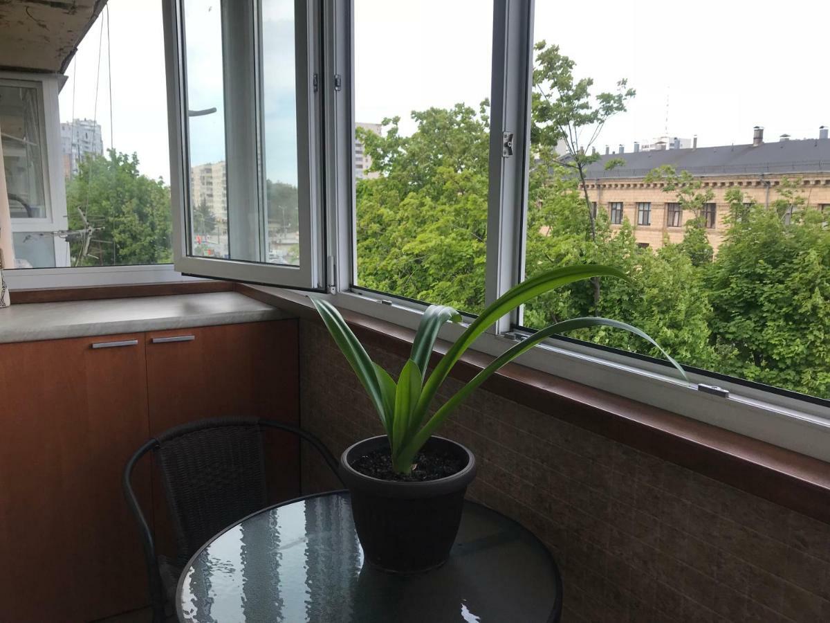 New Apartments With Panoramic Views On Avenue Nauky Charkiw Exterior foto